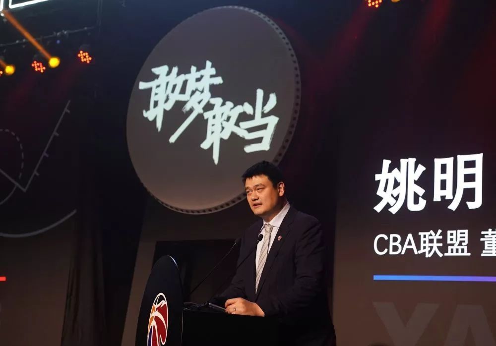 我可以相像换是中国导演来拍此类灾害题材会是甚么样，若是你也想知道会是甚么样，看看《冰雪十一天》、《北川更生》这类红色烂片便可得知；而若是你想韩国人拍灾害片是何等的另类且附有人道，那末，请你细心不雅赏《铁线虫进侵》。